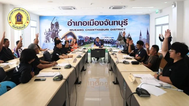 ก.ช.ภ.อ.เมืองจันทบุรี ไฟเขียว สนับสนุนเงินทดรองราชการ ครั้งที่ 2 หนุนค่าน้ำมันเครื่องสูบน้ำ เร่งระบายน้ำ แก้ไขปัญหาอุทกภัยในพื้นที่เทศบาลตำบลพลับพลานารายณ์