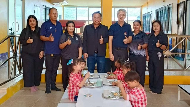 ตรวจเยี่ยมและประเมินผลการดำเนินงานโครงการอาหารกลางวันของศูนย์พัฒนาเด็กเล็กเทศบาลตำบลพลับพลานารายณ์ ประจำปีงบประมาณ พ.ศ. 2570