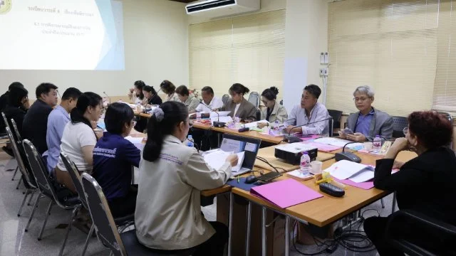 ประชุมคณะกรรมการกองทุนหลักประกันสุขภาพเทศบาลตำบลพลับพลานารายณ์ ครั้งที่ 1 ประจำปีงบประมาณ 2570