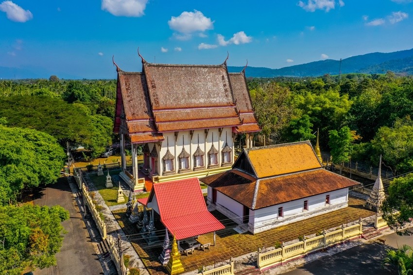 วัดเนินสูง