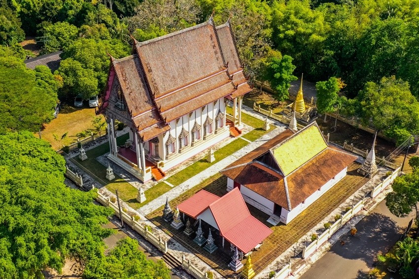 วัดเนินสูง